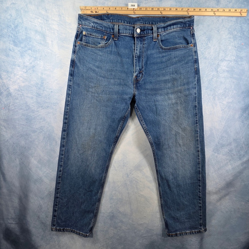 Levis 505 Regular Fit Jeans Mens 38x30 Medium Wash Blue Straight Leg Denim